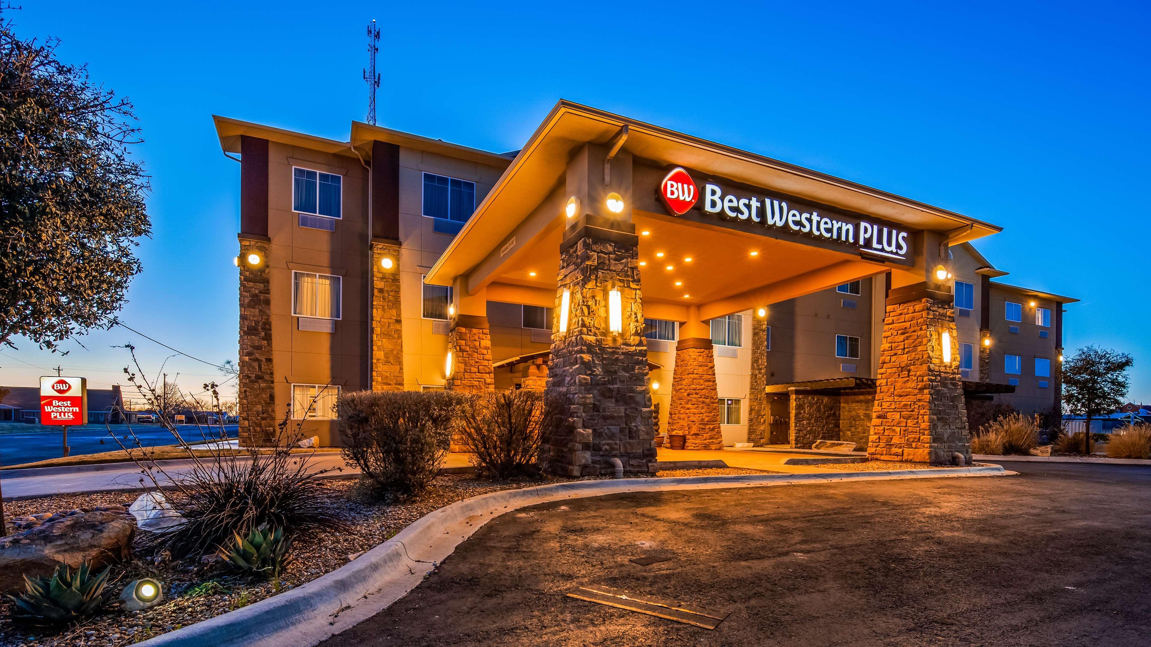 Best Western Plus Seminole Hotel & Suites Εξωτερικό φωτογραφία